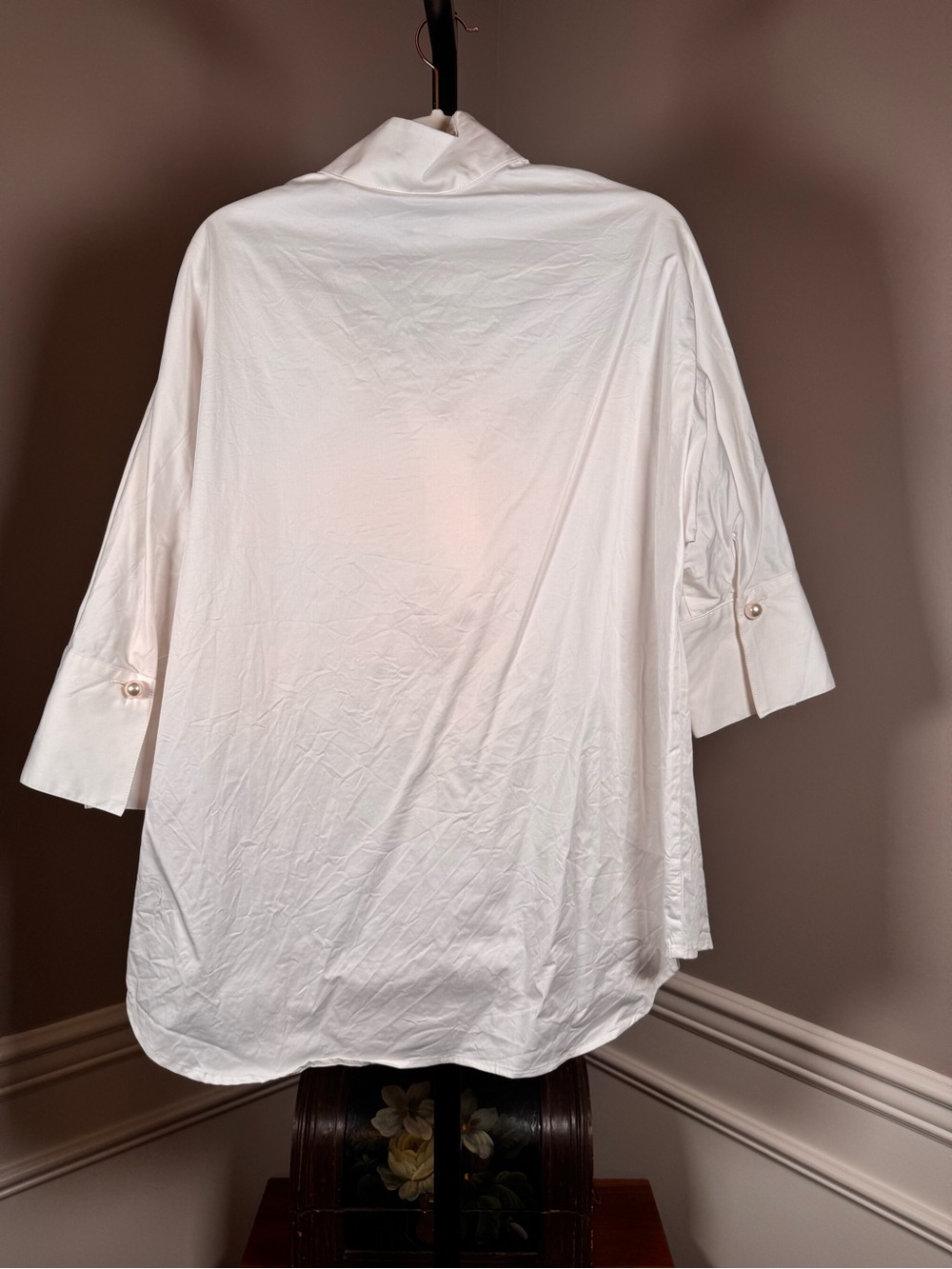 Tuckernuck Blanc Willow Blouse Size M White Cotton Poplin Pearl Button NWT - Picture 8 of 8